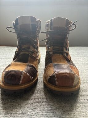 Women’s size 5.5 Timberland leather boots